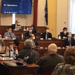 Una seduta in aula consiliare a Senigallia