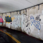 Sottopasso ex Sacelit-Italcementi deturpato da scritte