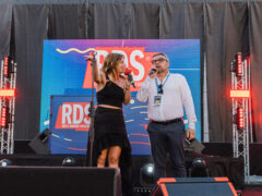 Il sindaco Olivetti sul palco di RDS On Summer