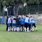 Festeggiamenti dell'Olimpia Marzocca dopo la vittoria sul Villa San Martino