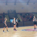 Cestiste del Basket 2000 Senigallia in campo