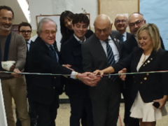 Paolo Giorgio Signore inaugura l'Aula Rotary al Liceo Classico Perticari