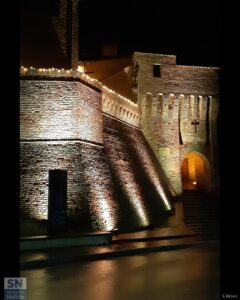Porta della Croce riflessa - Foto Sabina Bittoni
