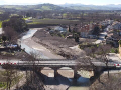 Fiume Misa e ponte sull'Arceviese a Pianello di Ostra