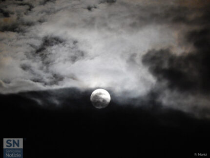 Luna obnublata - Foto Rossano Morici