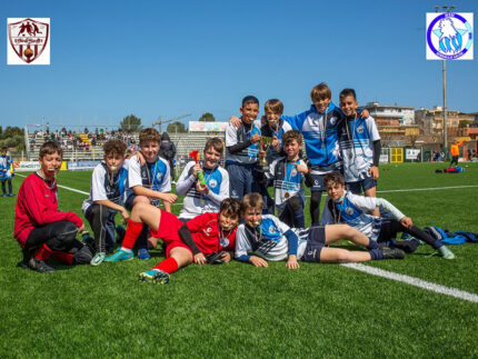 Giovanissimi atleti dell'Aesse Senigallia Calcio