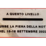 Epigrafe livello raggiunto dall'alluvione 2022 agli ex Magazzini Generali di Senigallia