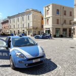 Polizia in piazza Saffi a Senigallia