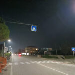 Attraversamento pedonale luminoso tra SS 16 e via Grosseto