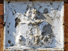 Epigrafi che si trovavano sulla facciata di Villa Torlonia a Senigallia