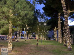 Installazione luminarie natalizie ai Giardini Catalani
