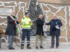 Il momento della premiazione di Mattia Marchetti