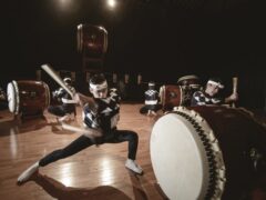 Spettacolo di tamburi giapponesi Kodo
