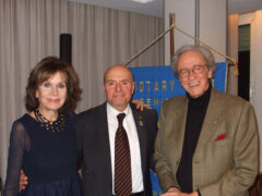 Mariano Rigillo e Anna Teresa Rossini con Mauro Bigelli (al centro)