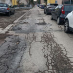 Via Trento con asfalto in cattivo stato
