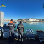 Sequestro di vongole nei porti di Ancona e Senigallia