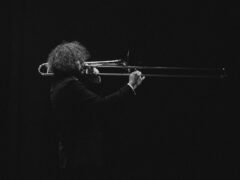 Frank Sinatra Tribute con Anthony Strong e Colours Jazz Orchestra per Senigallia Concerti