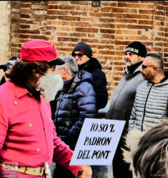 Garibaldi rivendica il suo Ponte - Foto Simone Secondini