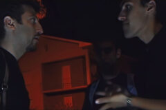 2 banane, 2 mele e 3 arance!