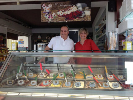 Gelateria Il Pinguino Senigallia - Gelato artigianale e cocktail bar