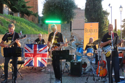 BeatleSenigallia 2025 - Montemaggiore Metauro - Associazione Scarpe Sciolte - Yellow Beat