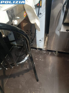 Irregolarità in un ristorante cinese che serve sushi a Senigallia