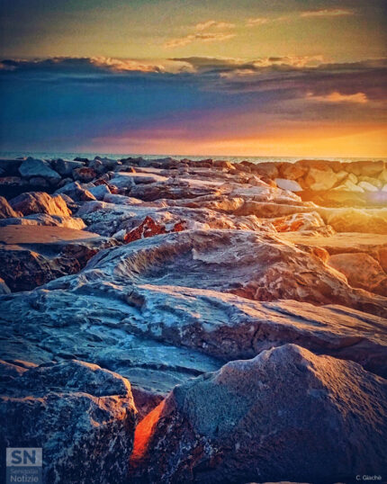 Alba sulla scogliera - Foto Cristina Giachè