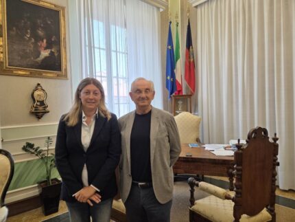 L'assessore Elena Campagnolo insieme all'ingegner Mentucci