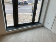 Scalino interno ingresso ufficio turistico