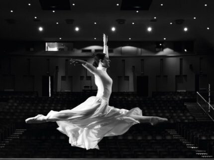 Locandina della mostra "Edra50 - Costruire storia"