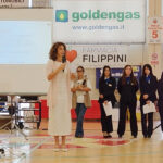 La preside Laura Fagioli parla agli studenti dell'IIS Panzini di Senigallia