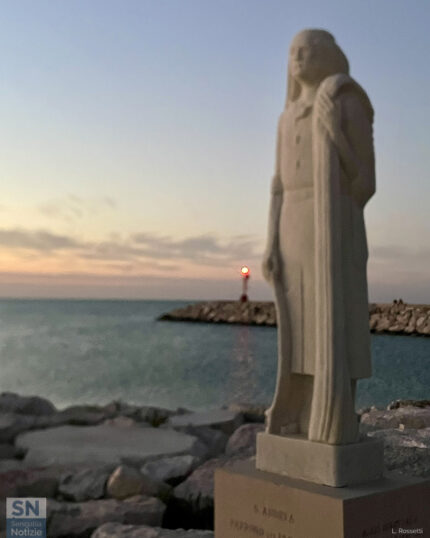 Fuori fuoco: Sant'Andrea patrono dei pescatori - Foto Luciano Rossetti