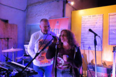 BeatleSenigallia ad Arcevia per la Festa dell'Uva 2025 con i Crosswalkers