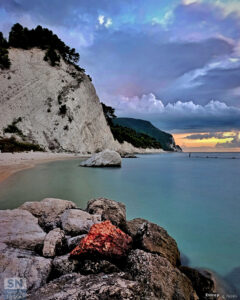 Alba sulla Riviera del Conero - Foto Enrico Petrini