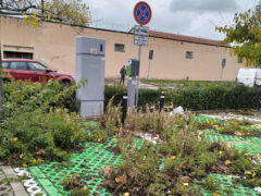 Stazione ricarica auto elettriche in abbandono a Cesanella