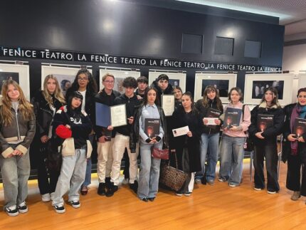 Studenti del liceo "Mengaroni" di Pesaro