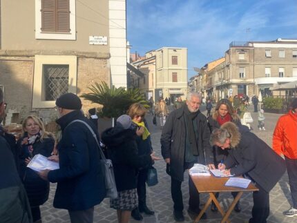 Raccolta firme a sostegno della candidatura di Marco Lion