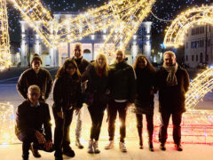 Foto di rito con i partecipanti del Contest Foto Natale Senigallia 2025