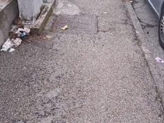 Incuria e sporcizia in via Abbagnano