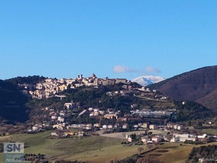Arcevia da Colle Aprico: la perla della montagna - Foto Giancarlo Rossi