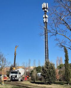 Intervento nei pressi dell'antenna telefonica al parco della Cesanella