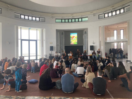 Bimbi in Musica alla Rotonda a Mare