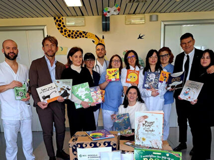 Progetto Sanitart - Donazione libri a Pediatria Ospedale Senigallia