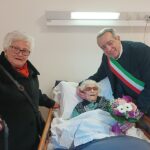 Festa a Corinaldo per i 102 anni della signora LIna