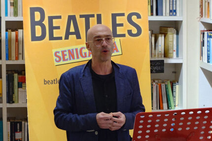 Presentazione romanzo La Quinta Parete di Francesco Belfiori da Iobook