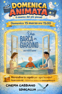 Una barca in giardino