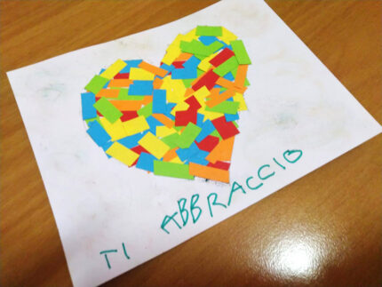 Disegni giunti nei reparti dell'ospedale di Senigallia