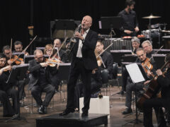Federico Mondelci e la FORM alla Fenice per Senigallia Concerti - Foto Simone Luchetti Federico Mondelci e la FORM alla Fenice per Senigallia Concerti - Foto Simone Luchetti