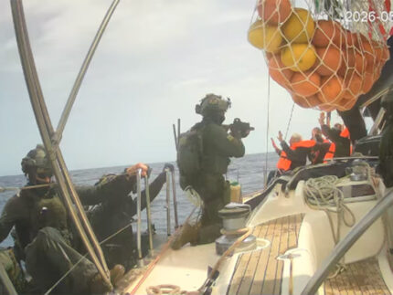 Abbordaggio dell'IDF dell'imbarcazione Cactus della Global Sumud Flotilla