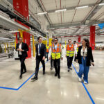 Visita Acquaroli a nuovo centro distribuzione Amazon di Jesi